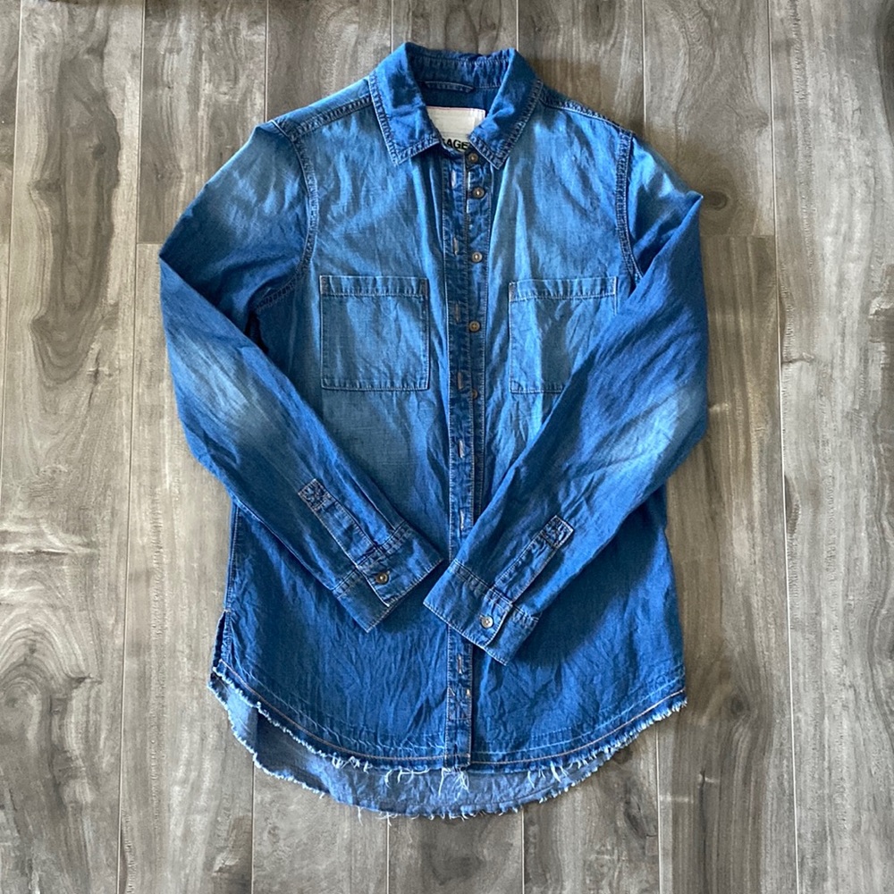 Women’s Garage jean shirt